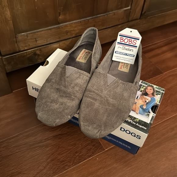 Women’s Bob’s from Sketchers size 8 Gray Slip on Shoe - Picture 2 of 6